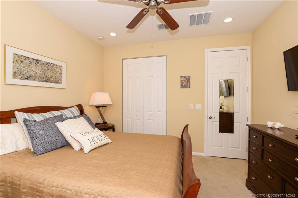 11270 SW Vanderbilt Circle, Port Saint Lucie, FL 34987