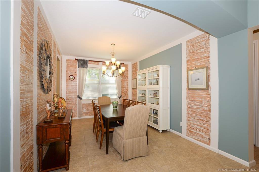 11270 SW Vanderbilt Circle, Port Saint Lucie, FL 34987