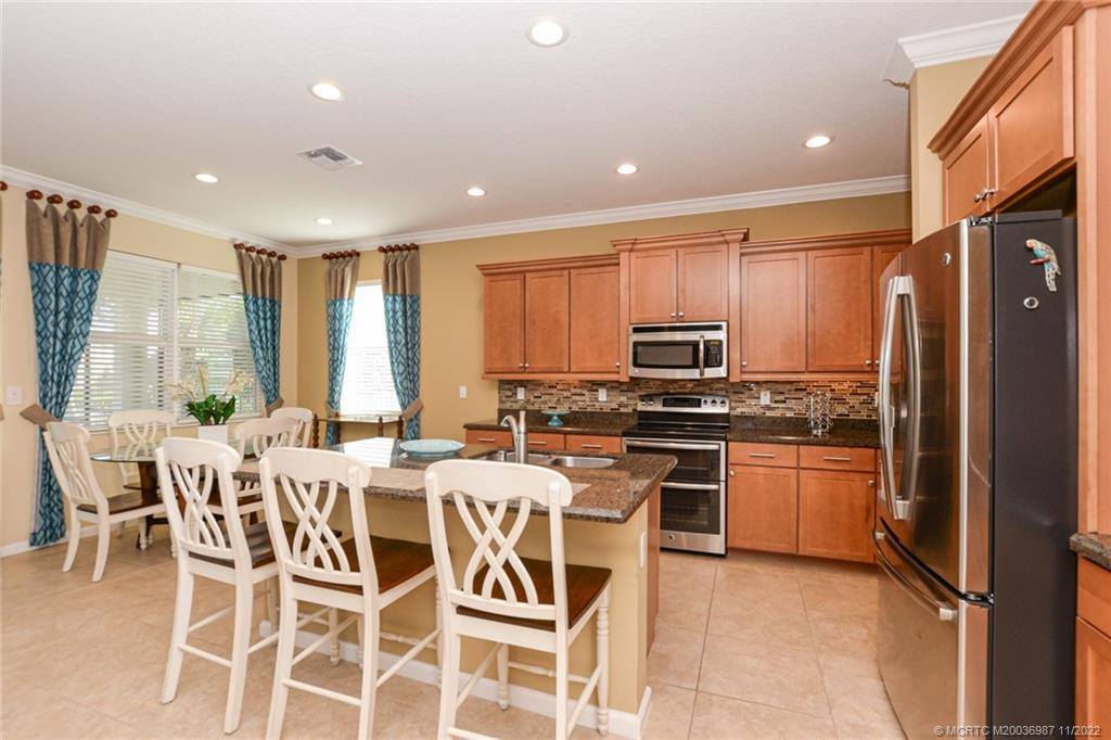 11270 SW Vanderbilt Circle, Port Saint Lucie, FL 34987