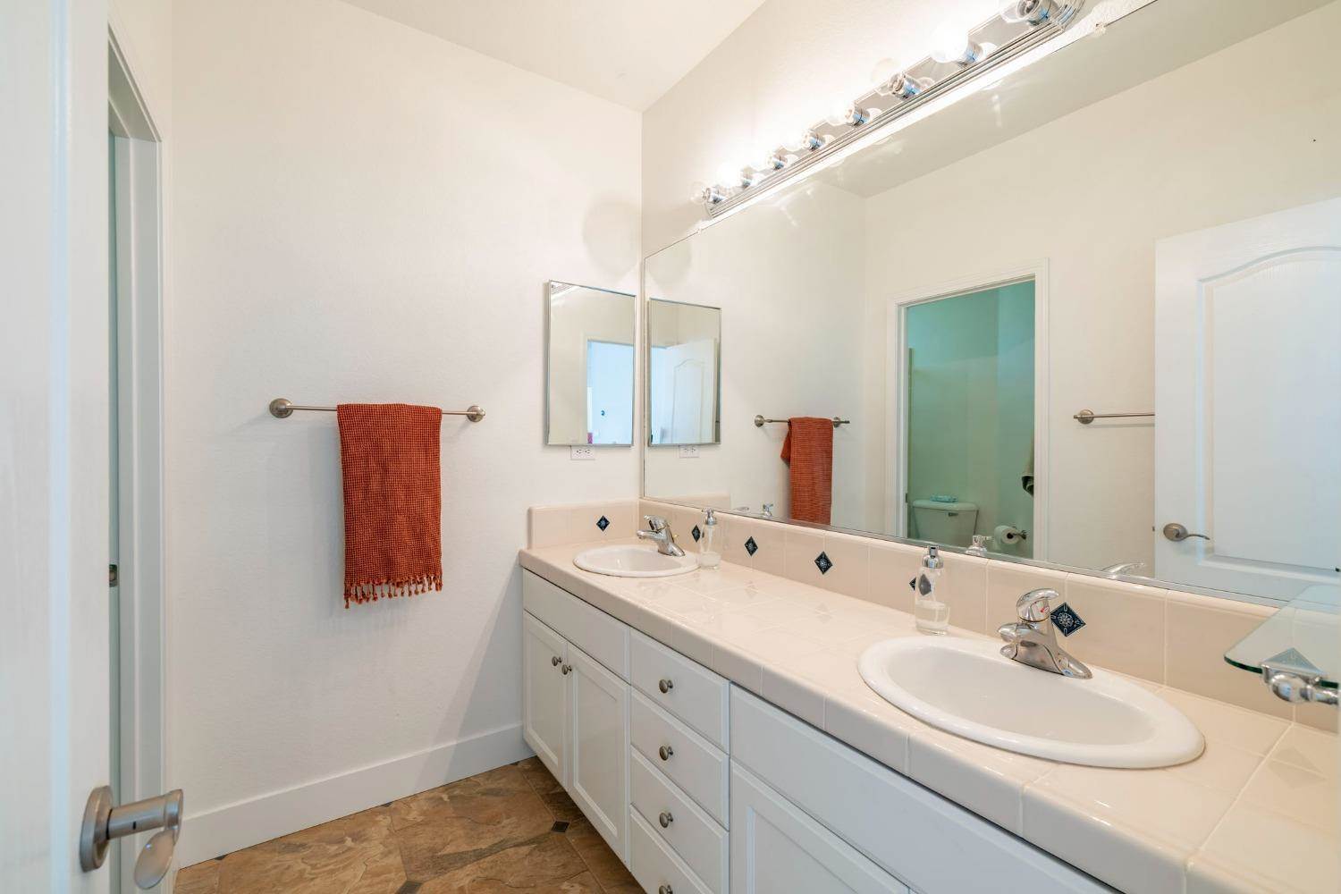 1716 Windrush Lane, Roseville, CA 95747