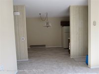 13 Lafayette Drive, Whiting, NJ 08759