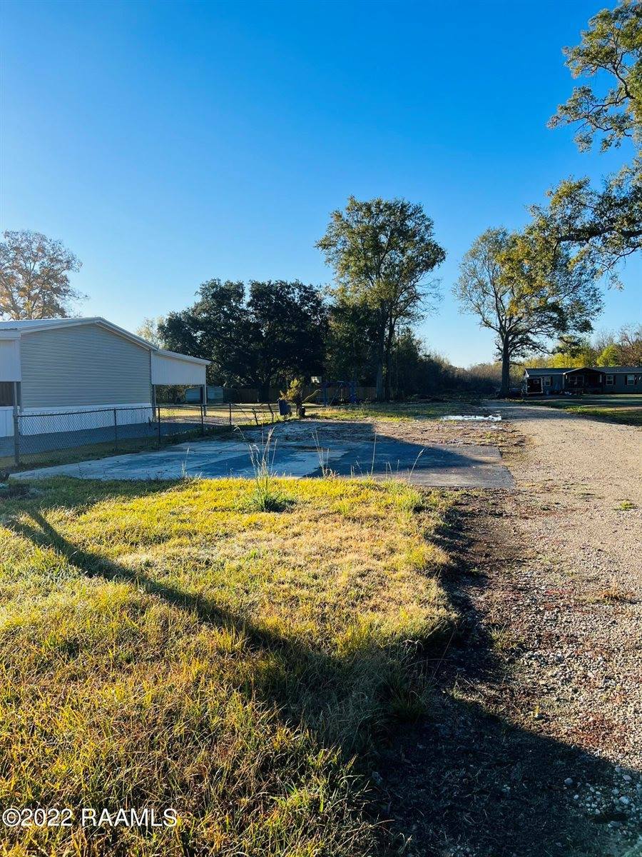 2539 West Gloria Switch Road, Carencro, LA 70520