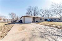 2401 Buttonwood Drive, Manhattan, KS 66502