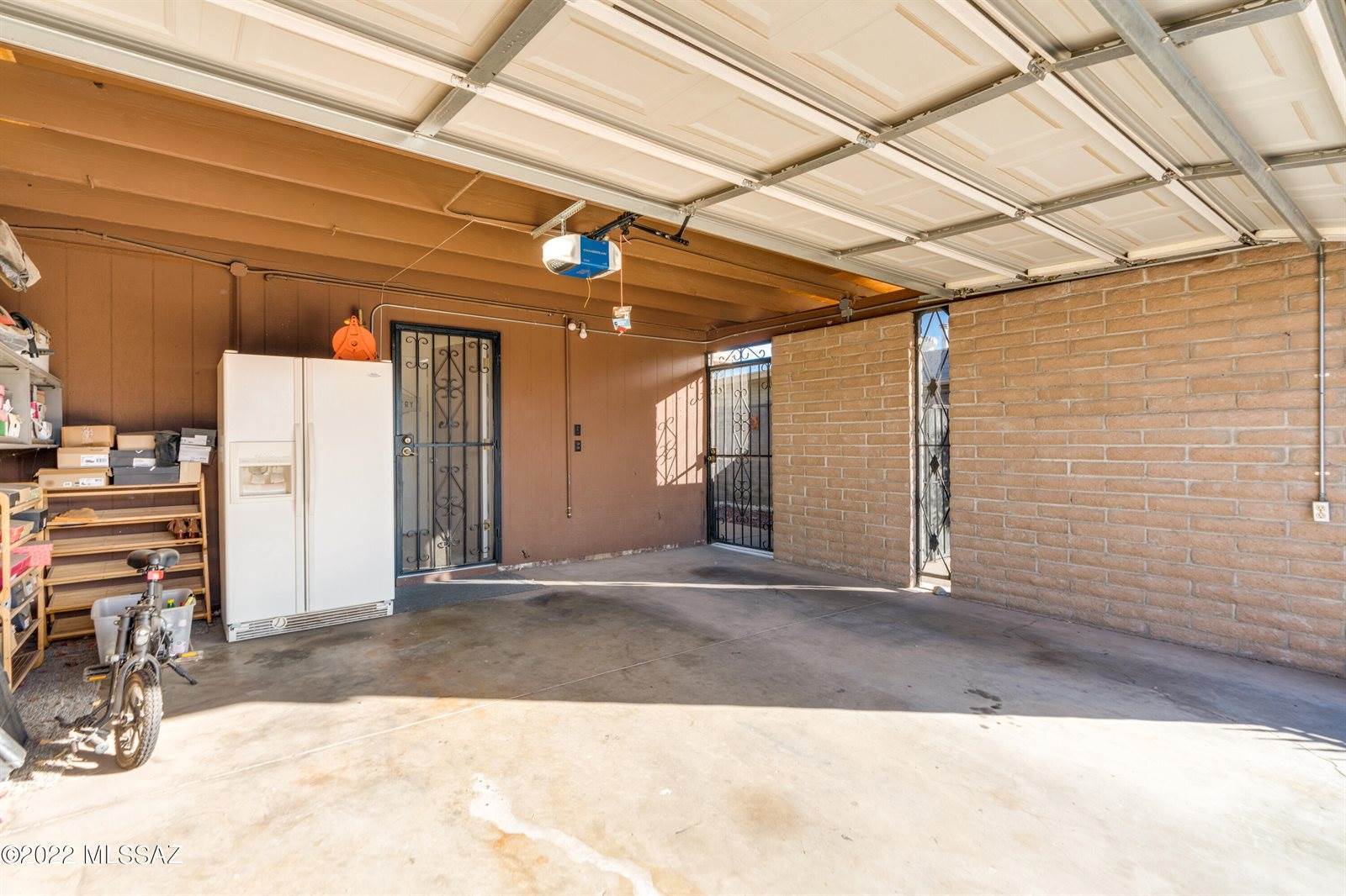 3001 South Brown Avenue, Tucson, AZ 85730
