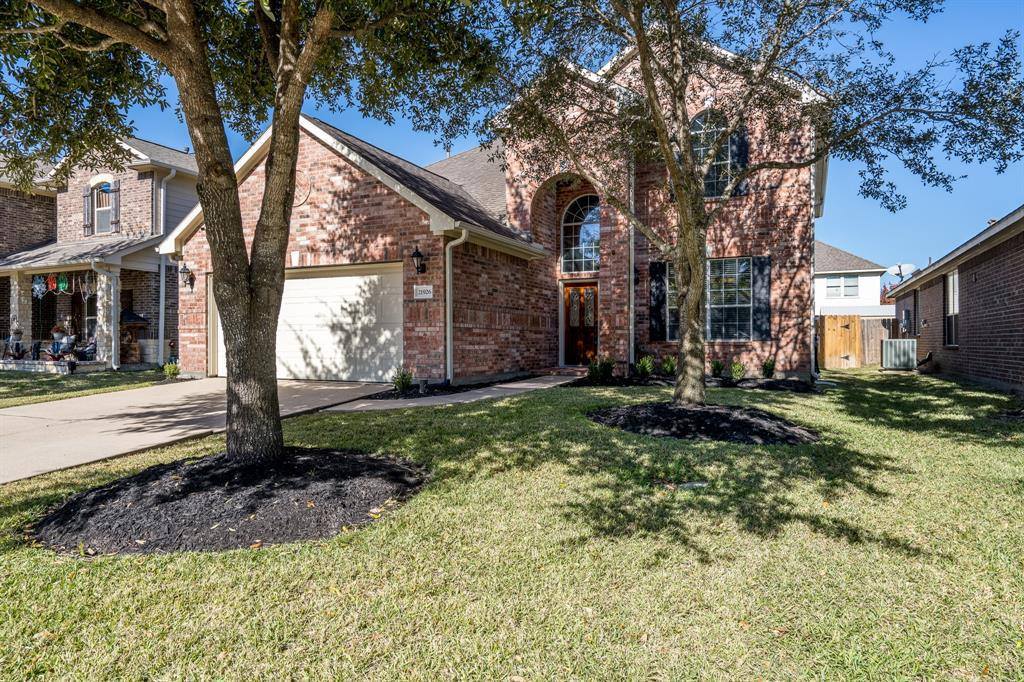 21926 Winsome Rose Court, Cypress, TX 77433