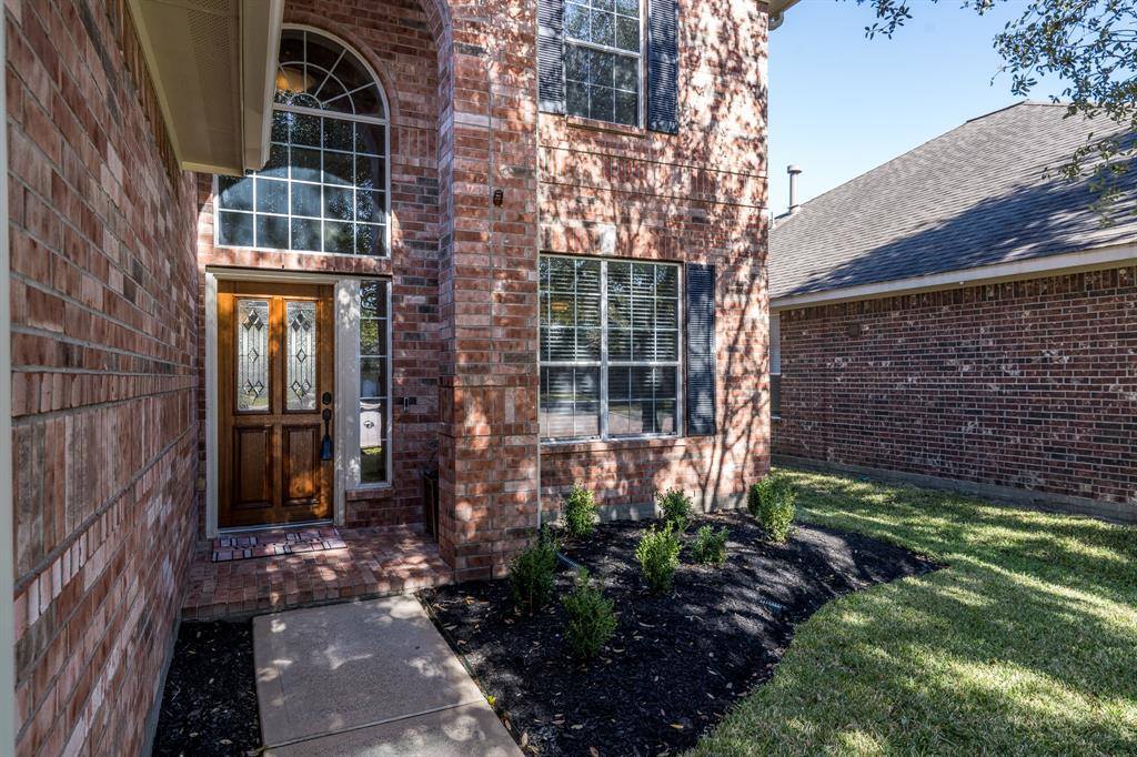 21926 Winsome Rose Court, Cypress, TX 77433