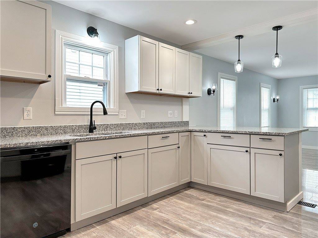 122 Moulson Street, Rochester, NY 14621