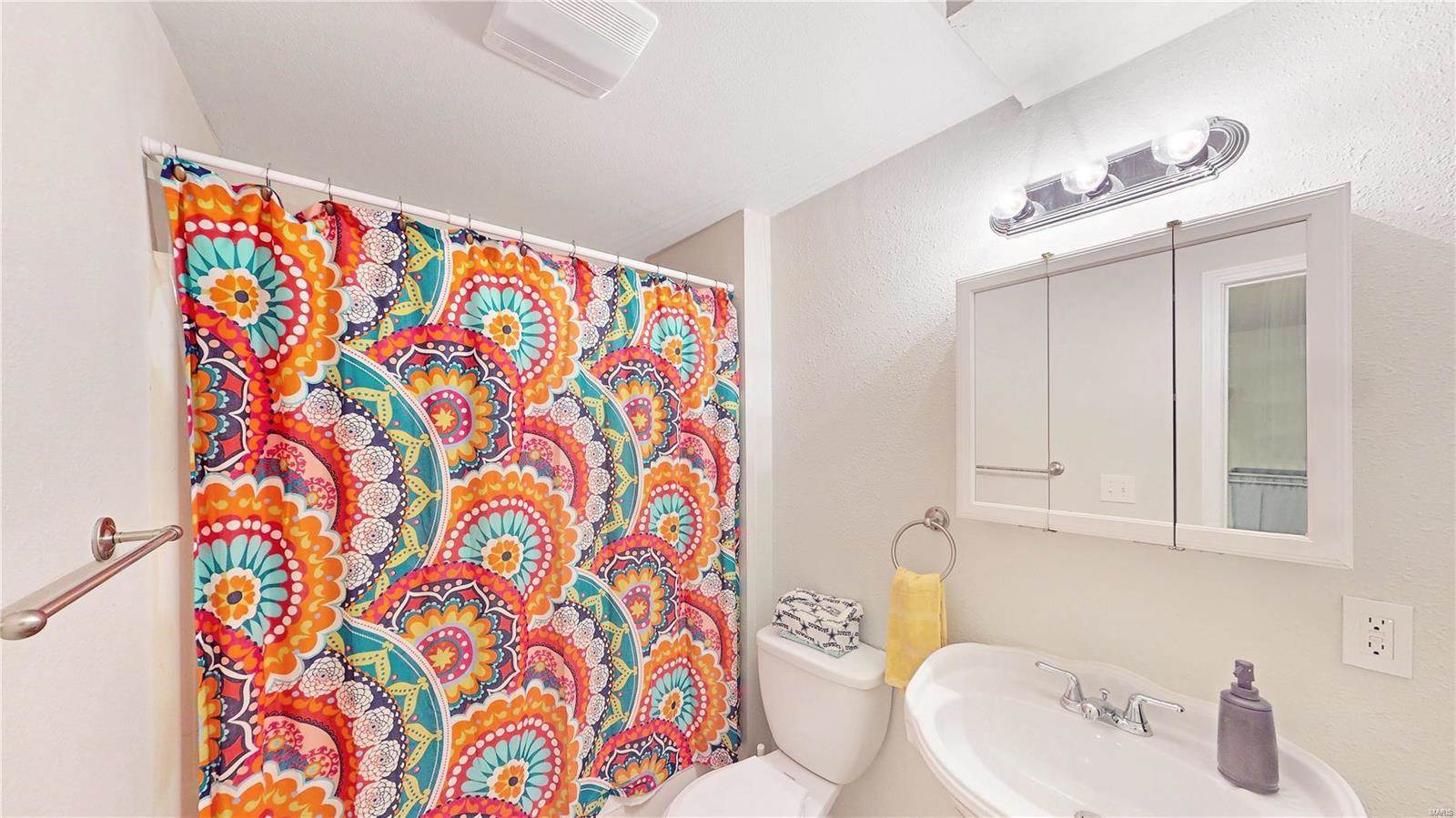 2060 Windmill Summit Drive, Imperial, MO 63052