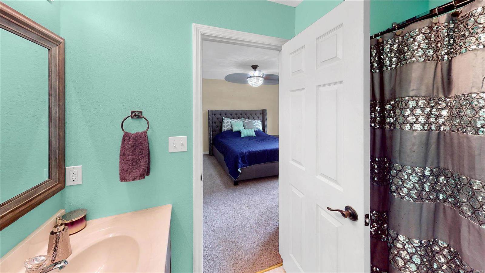 2060 Windmill Summit Drive, Imperial, MO 63052