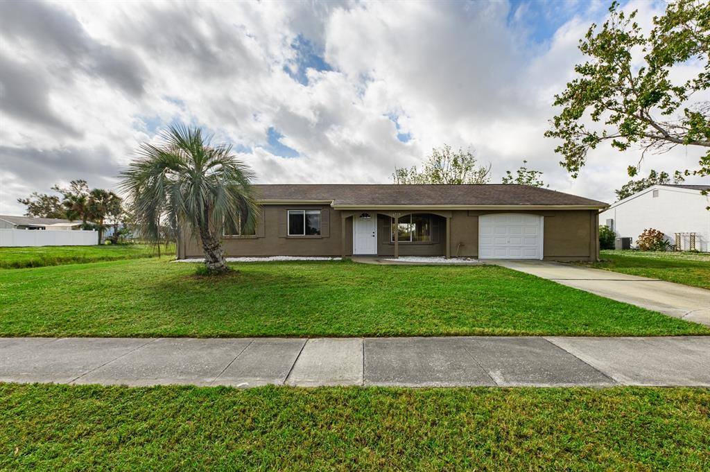6735 Appomattox Drive, North Port, FL 34287