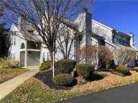 7492 Huntington Drive, Youngstown, OH 44512