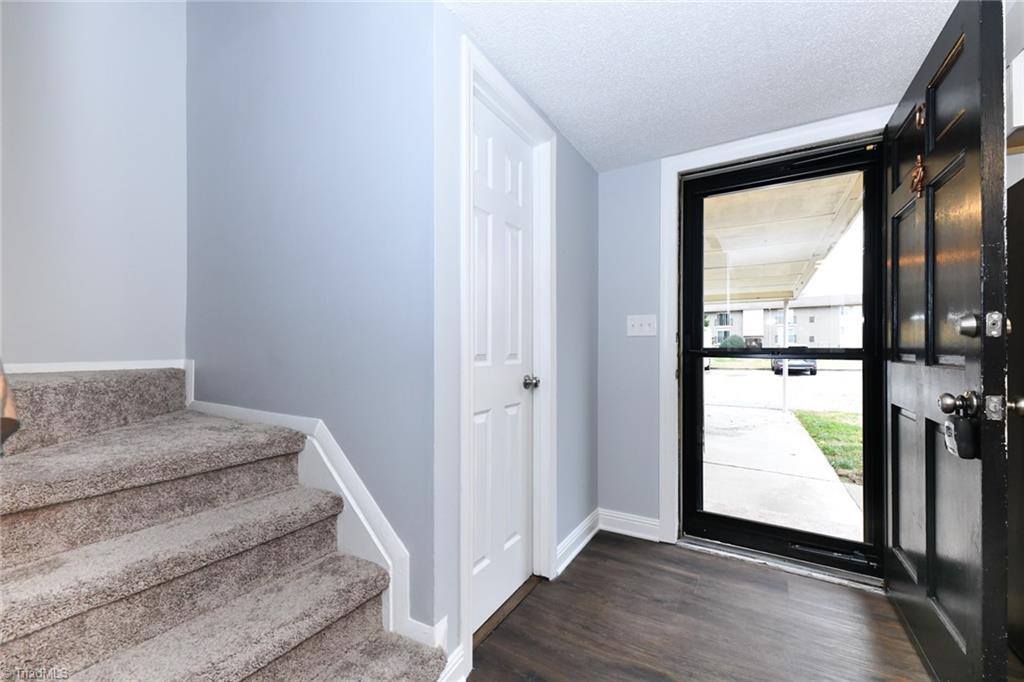 2233 Shadow Valley Road, High Point, NC 27265