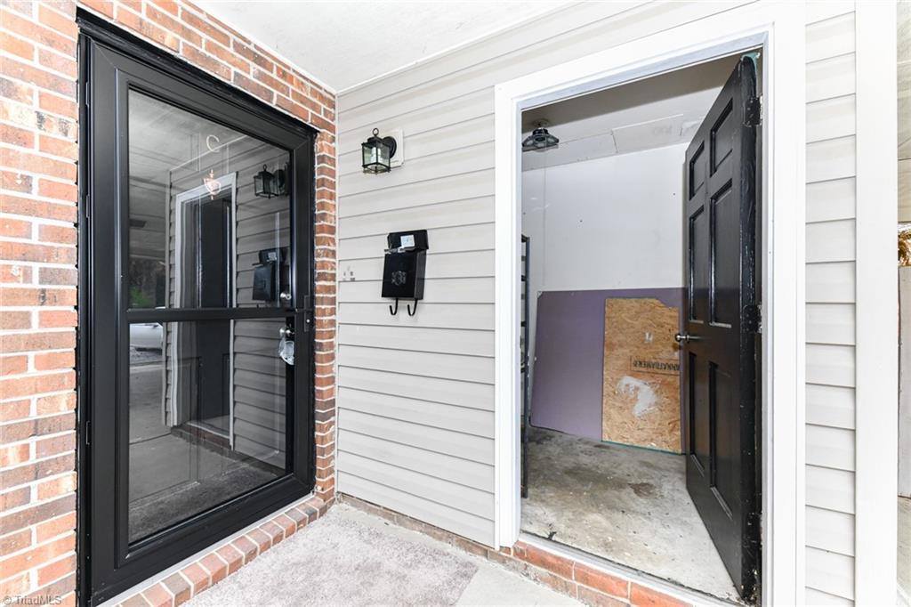 2233 Shadow Valley Road, High Point, NC 27265