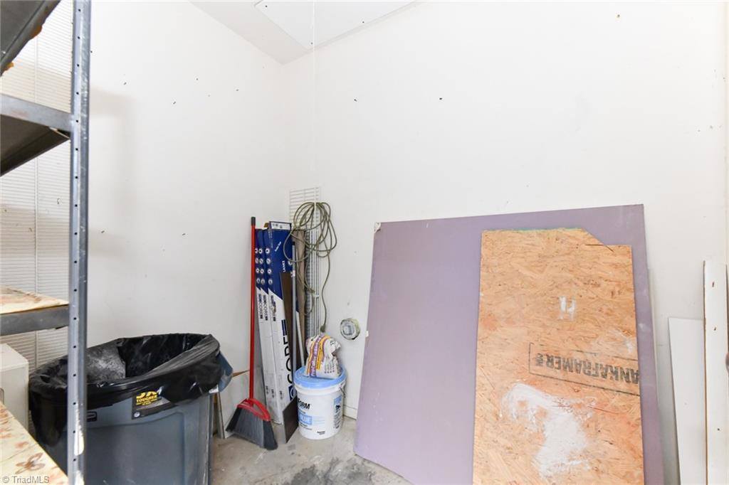 2233 Shadow Valley Road, High Point, NC 27265