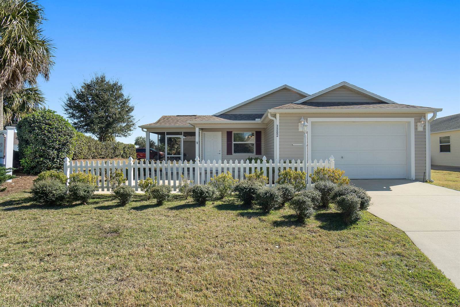 1362 Viola Court, The Villages, FL 32163