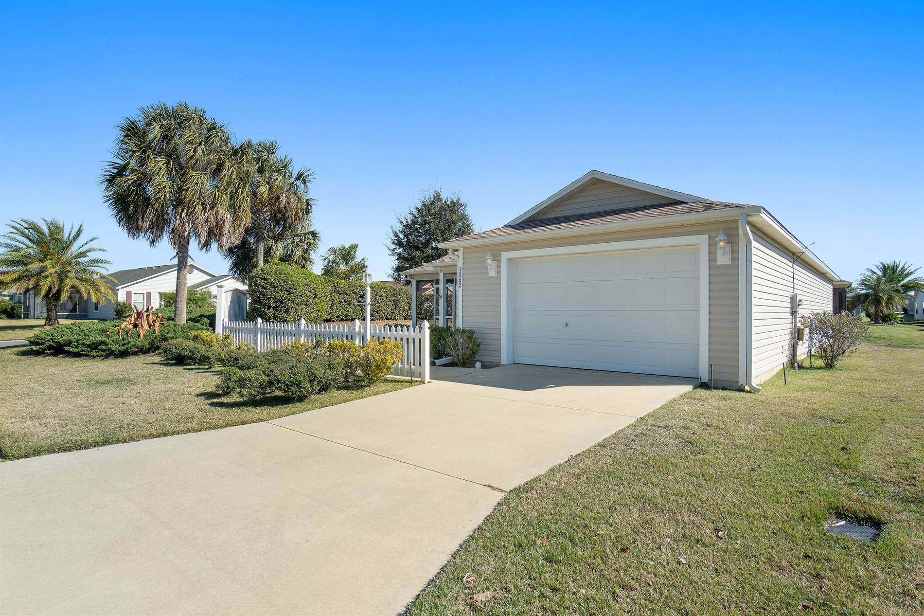 1362 Viola Court, The Villages, FL 32163