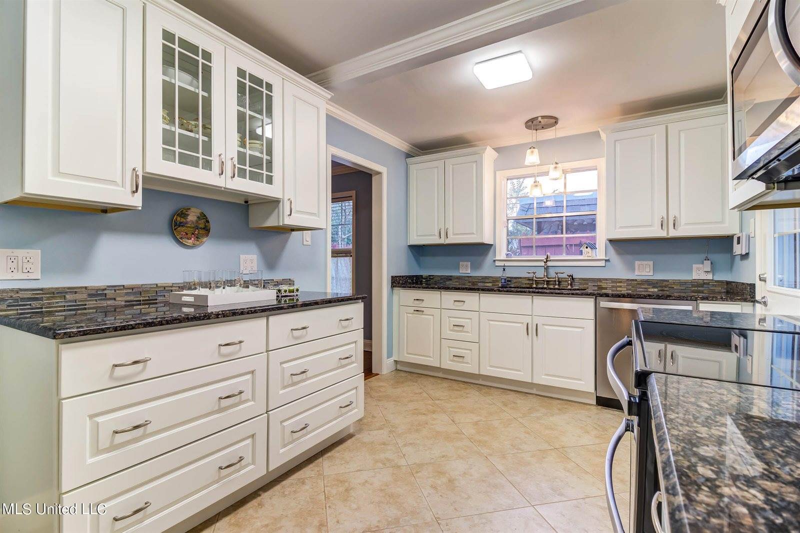 6 Independence Drive, Gulfport, MS 39507