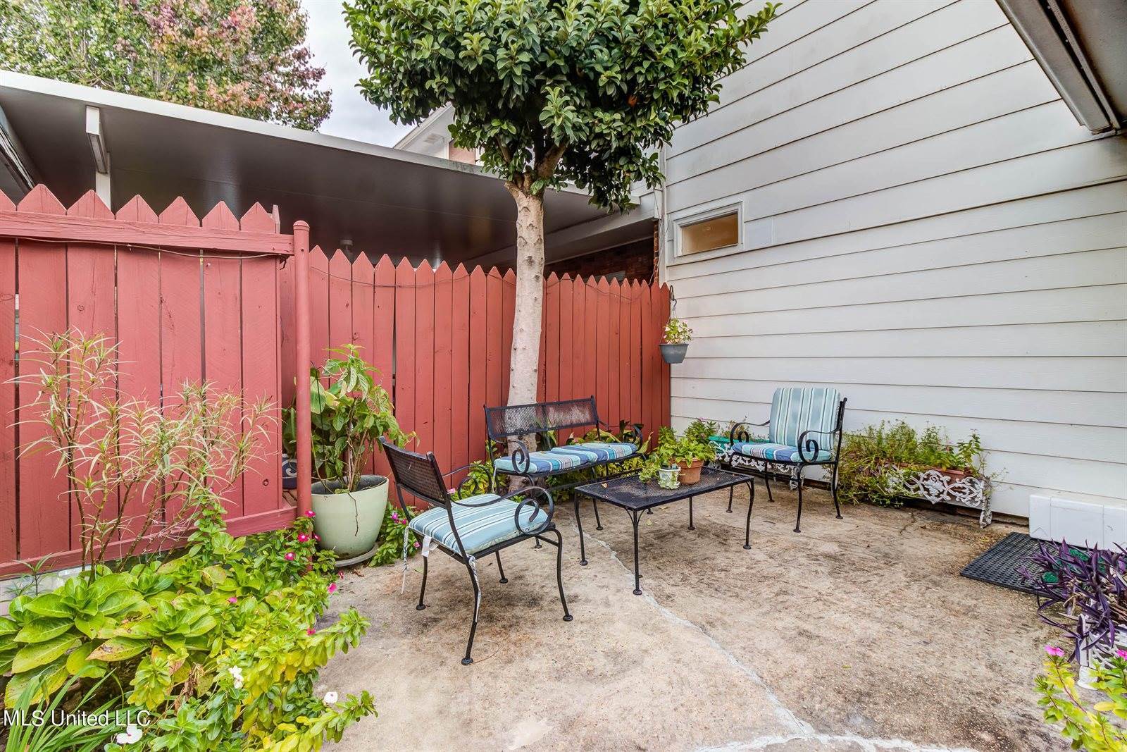 6 Independence Drive, Gulfport, MS 39507