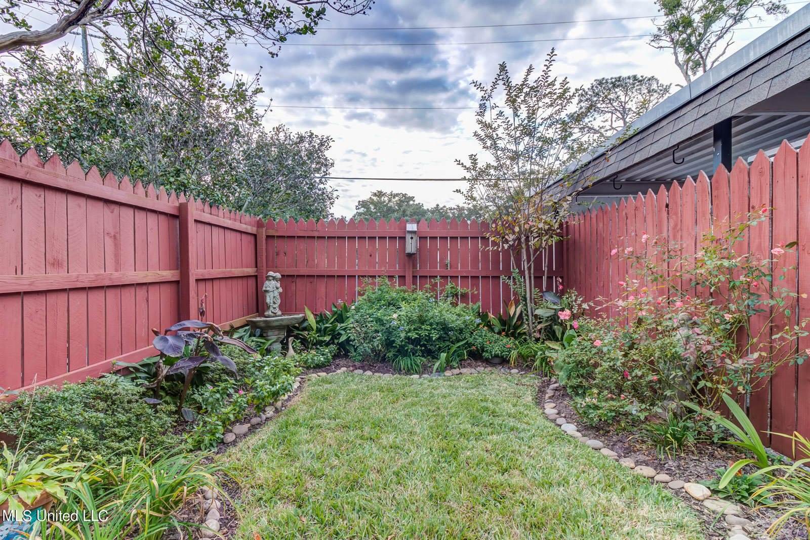 6 Independence Drive, Gulfport, MS 39507