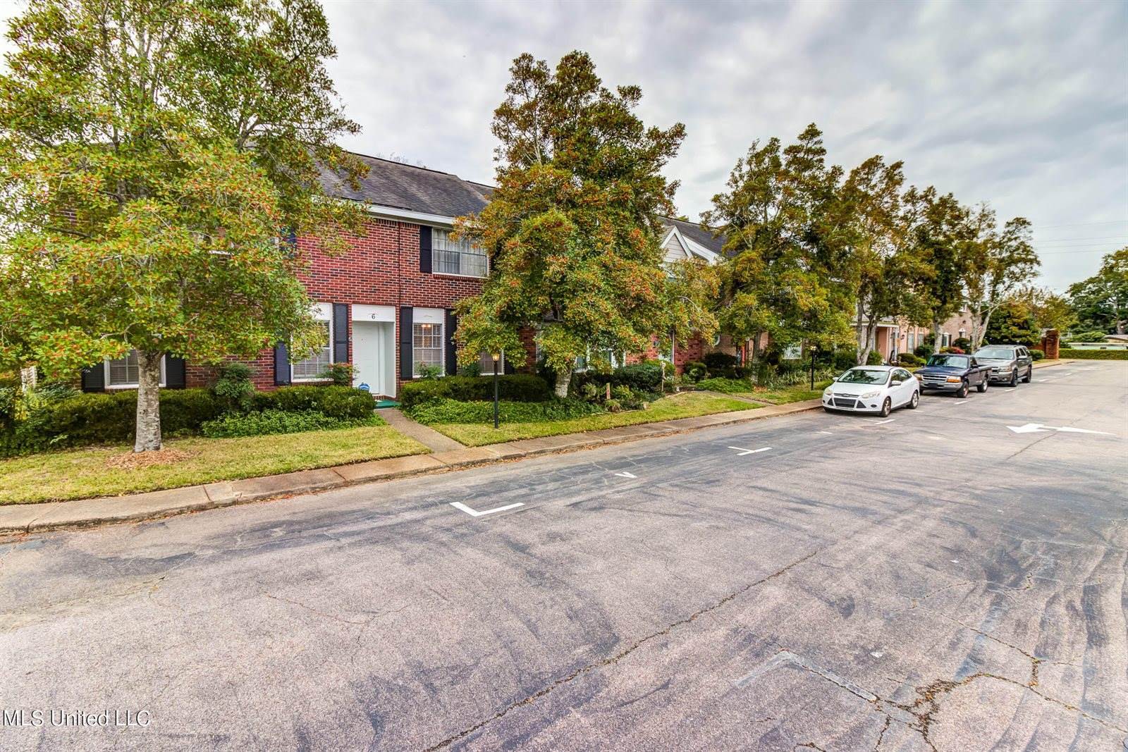 6 Independence Drive, Gulfport, MS 39507