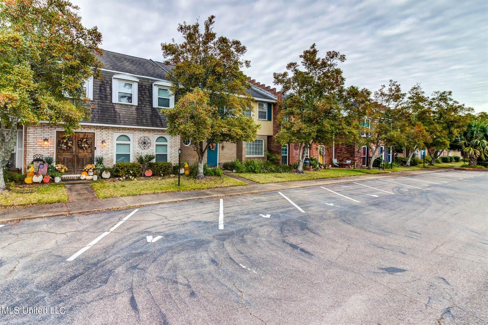 6 Independence Drive, Gulfport, MS 39507