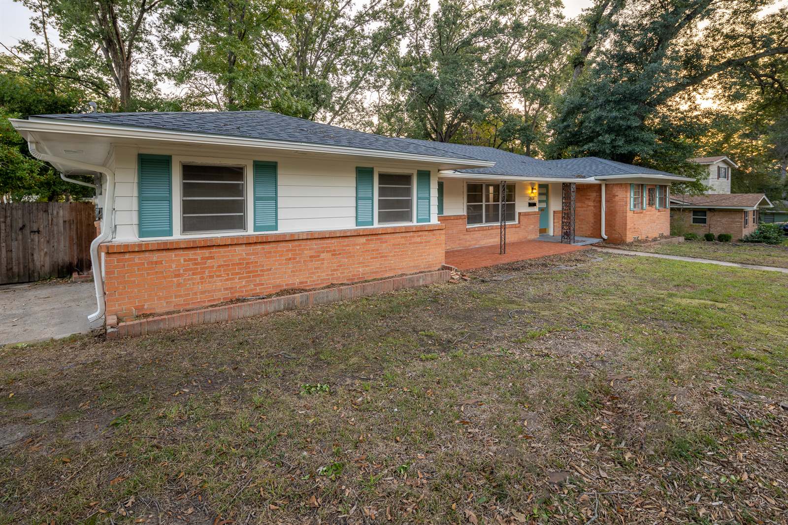 2831 Rollingwood, Tyler, TX 75701