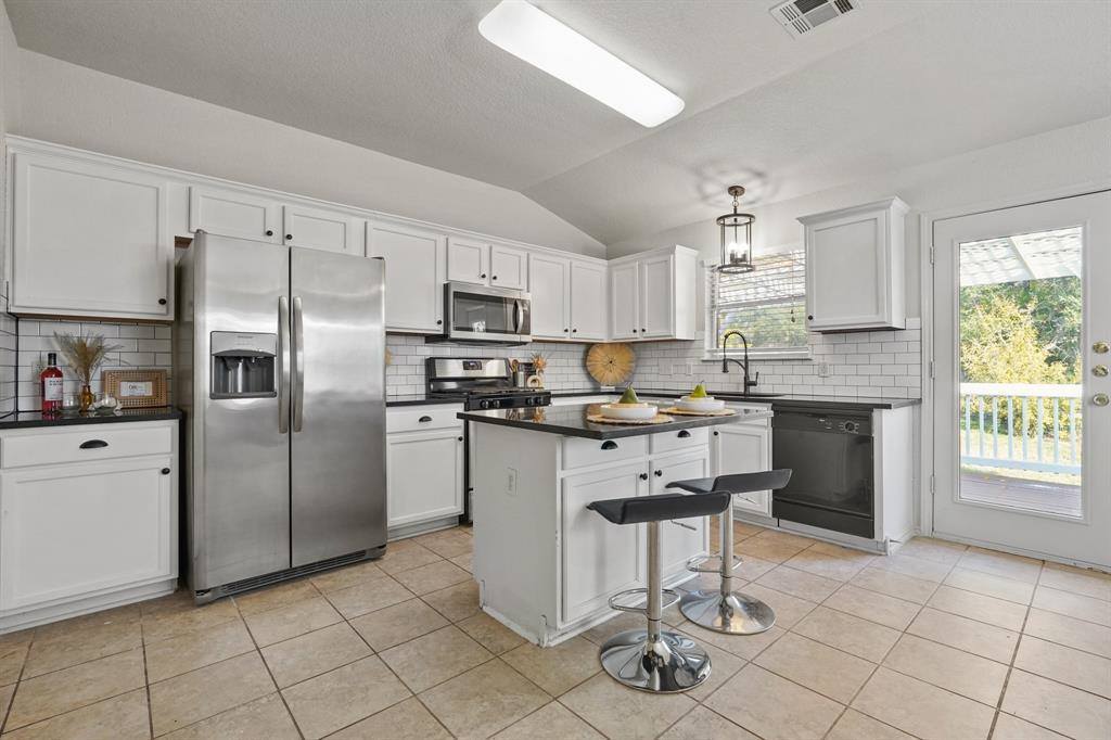 4010 Mayfield Cave Trl, Round Rock, TX 78681