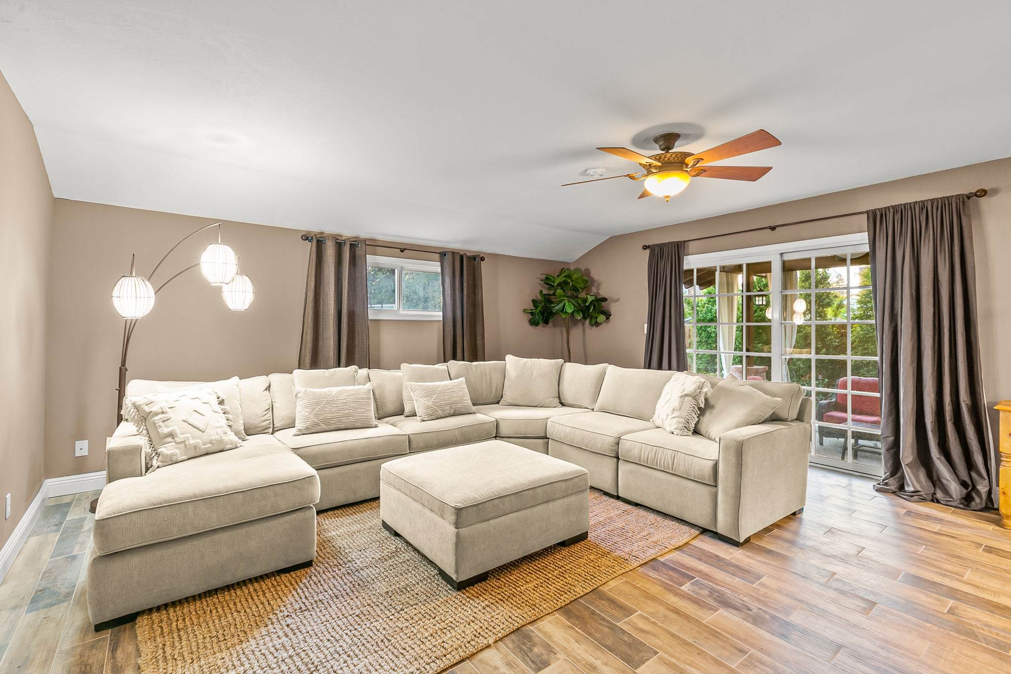 1009 Grandview Avenue, Ojai, CA 93023