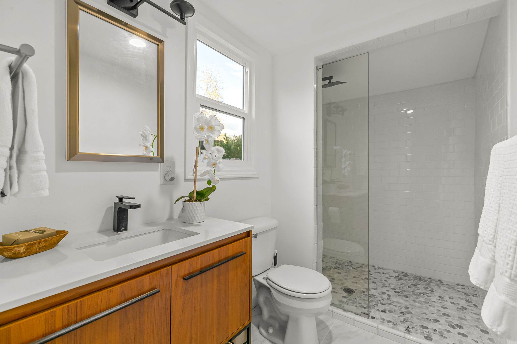 1009 Grandview Avenue, Ojai, CA 93023