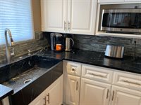 1009 Grandview Avenue, Ojai, CA 93023