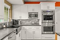 1009 Grandview Avenue, Ojai, CA 93023