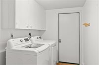 1009 Grandview Avenue, Ojai, CA 93023