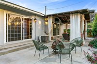 1009 Grandview Avenue, Ojai, CA 93023