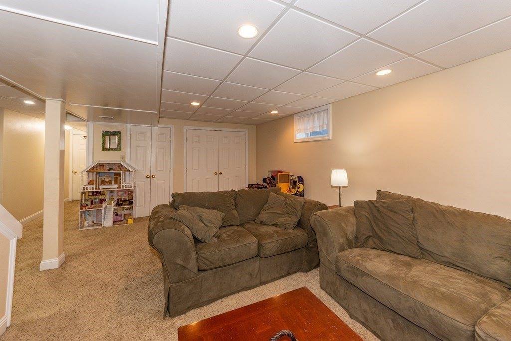 358 Nichols St, Norwood, MA 02062