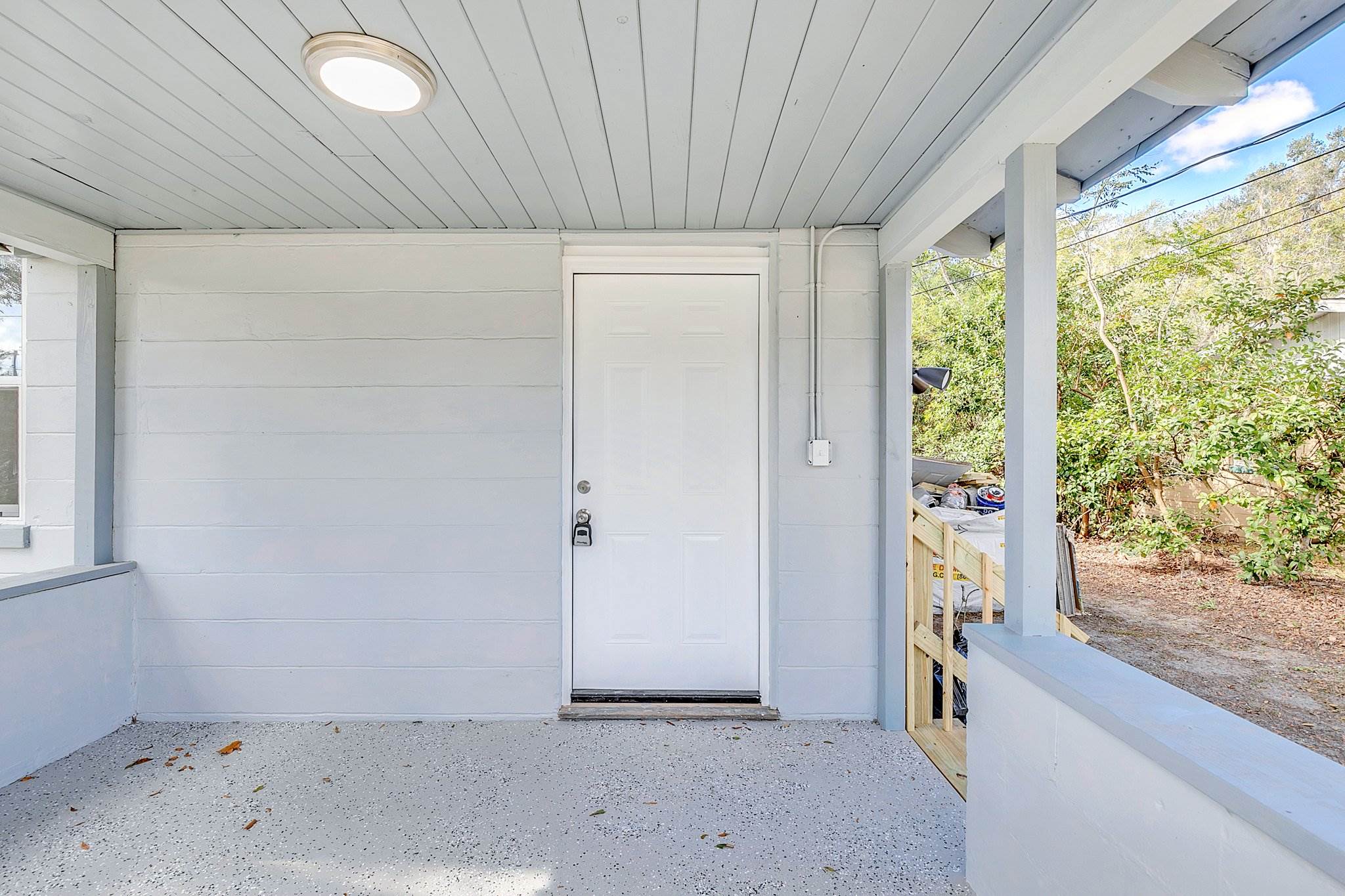 812 S Thompson Ave, Deland, FL 32720