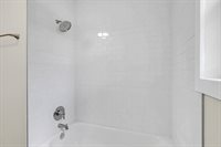 812 S Thompson Ave, Deland, FL 32720