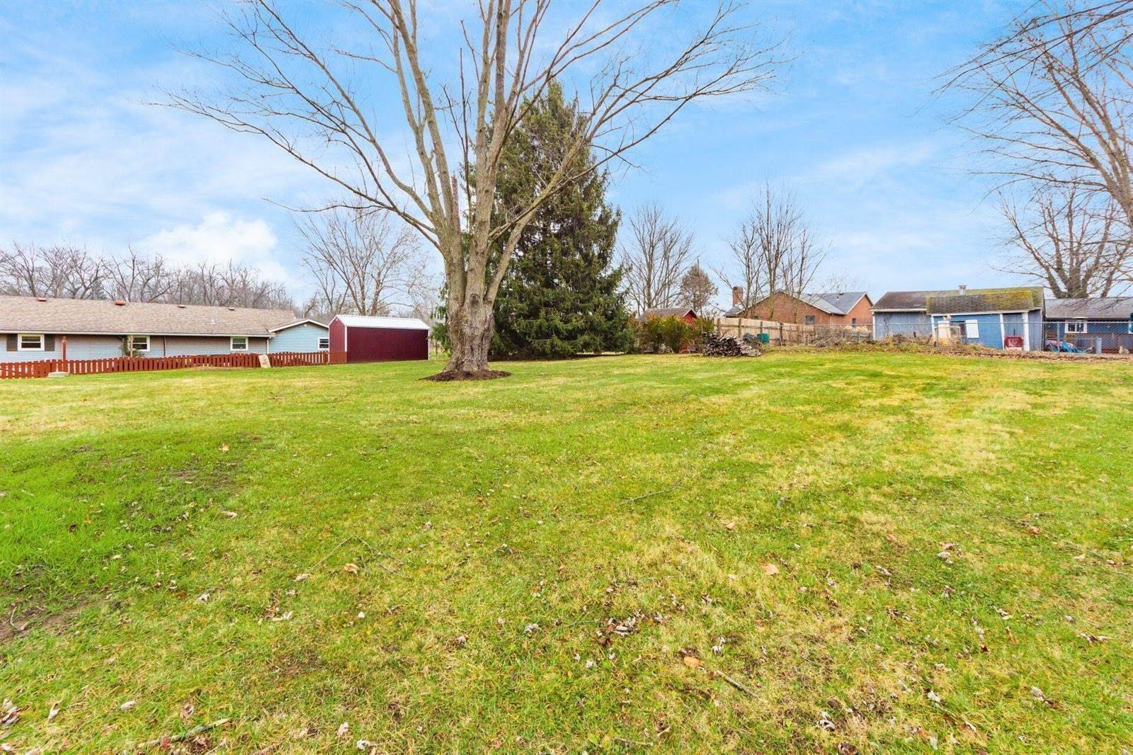 2085 Cherokee Drive, London, OH 43140