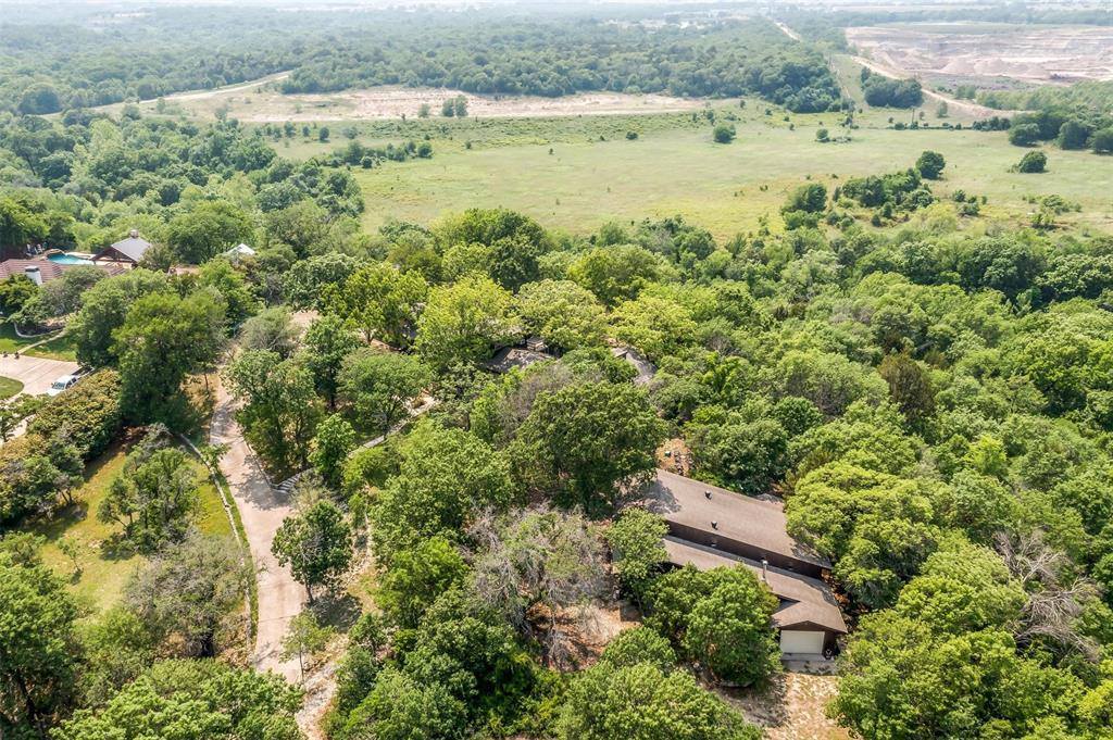 725 Verna Trail North, Fort Worth, TX 76108