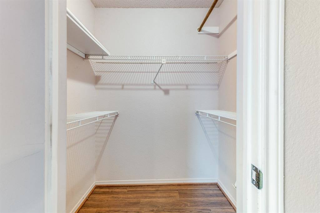 3129 Sondra Drive, Fort Worth, TX 76107