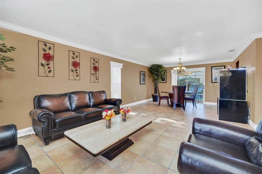 14338 Grassy Cove Circle, Orlando, FL 32824