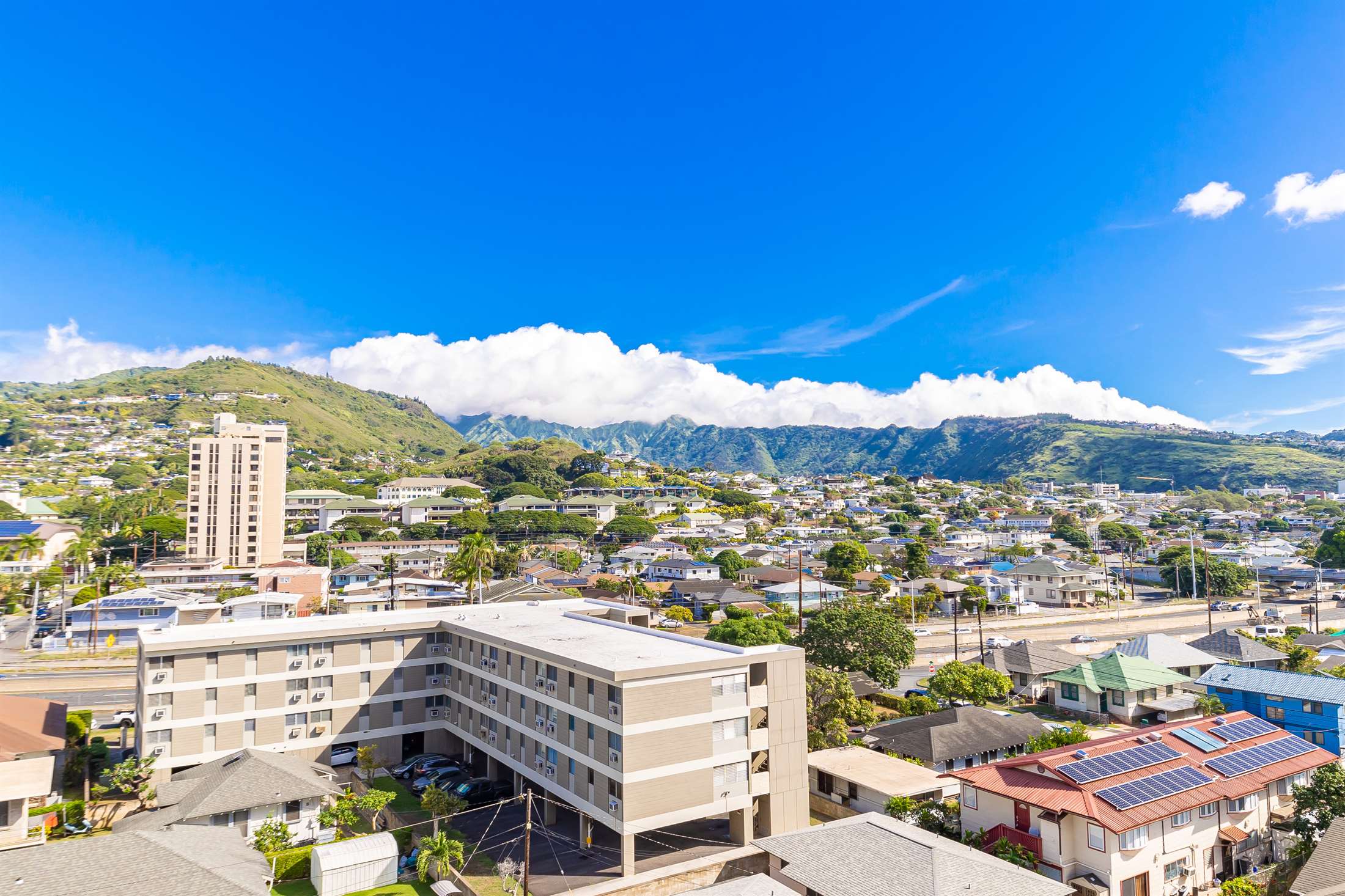 1215 Alexander Street, Honolulu, HI 96826