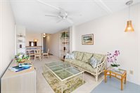 1215 Alexander Street, Honolulu, HI 96826