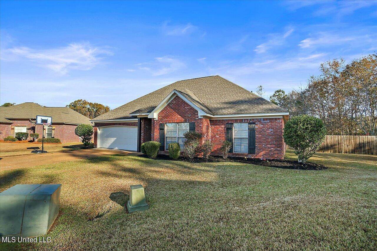 503 Moss Court, Pearl, MS 39208