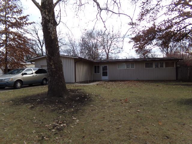 1307 SW Argyll St, Topeka, KS 66611