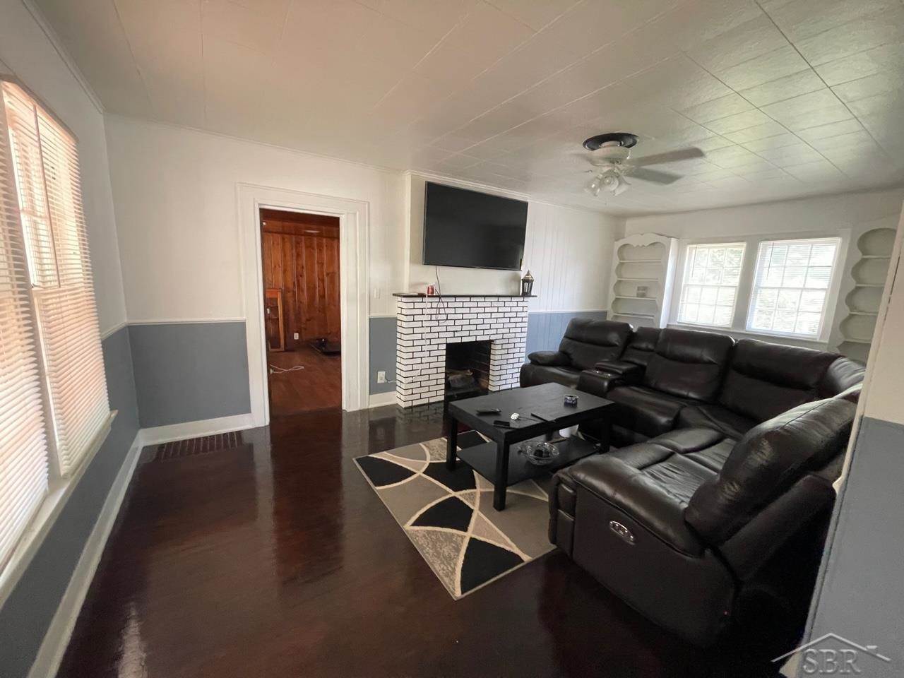 222 Garden Lane, Saginaw, MI 48602