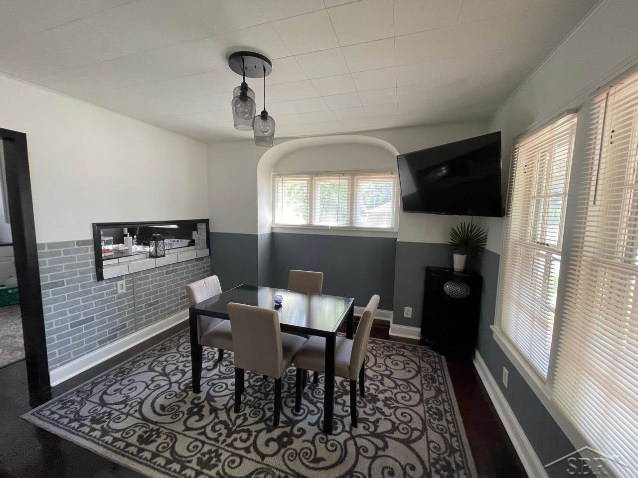 222 Garden Lane, Saginaw, MI 48602