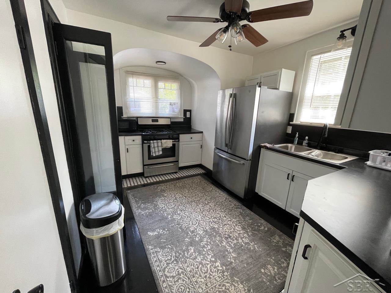 222 Garden Lane, Saginaw, MI 48602