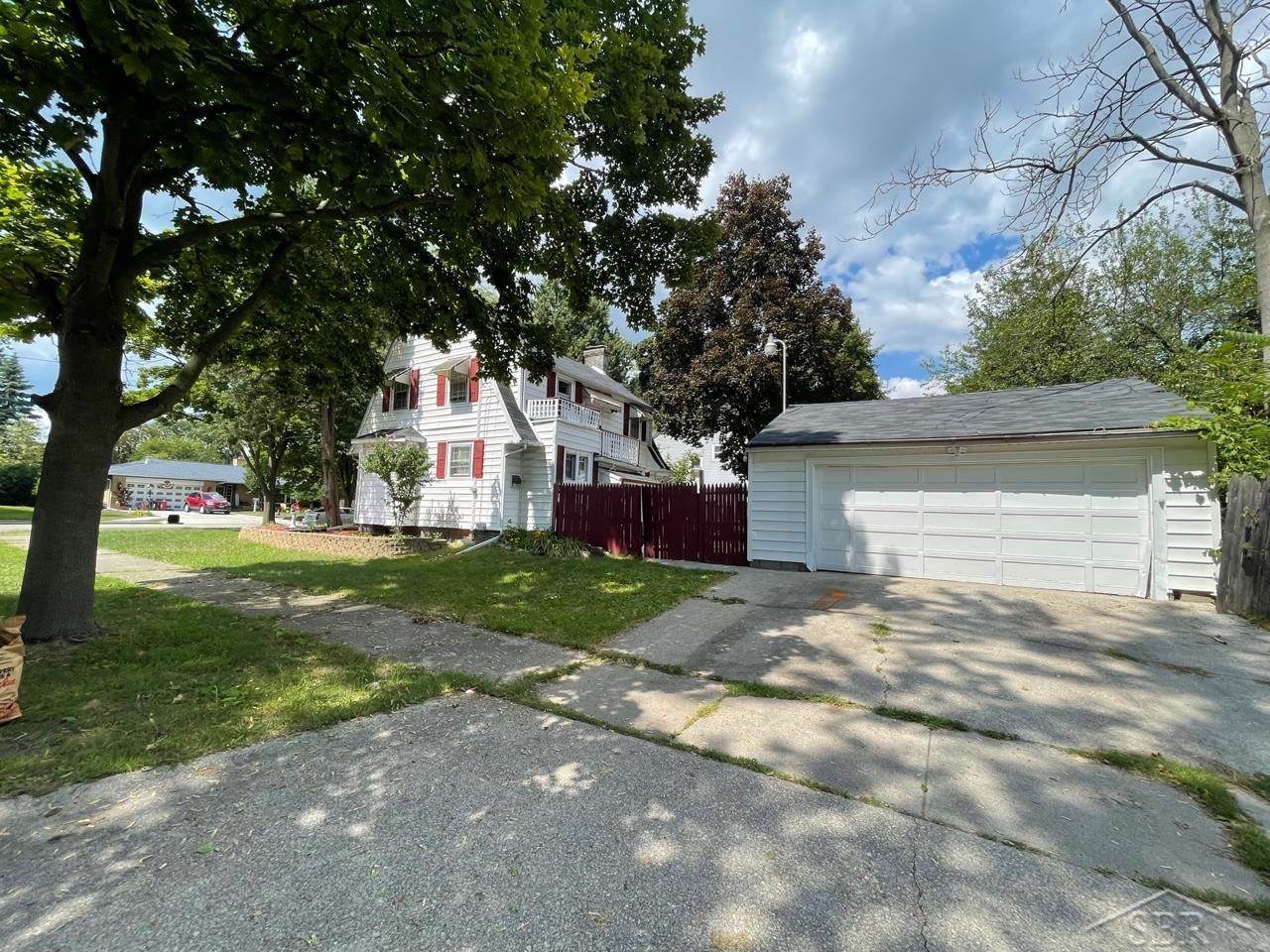 222 Garden Lane, Saginaw, MI 48602