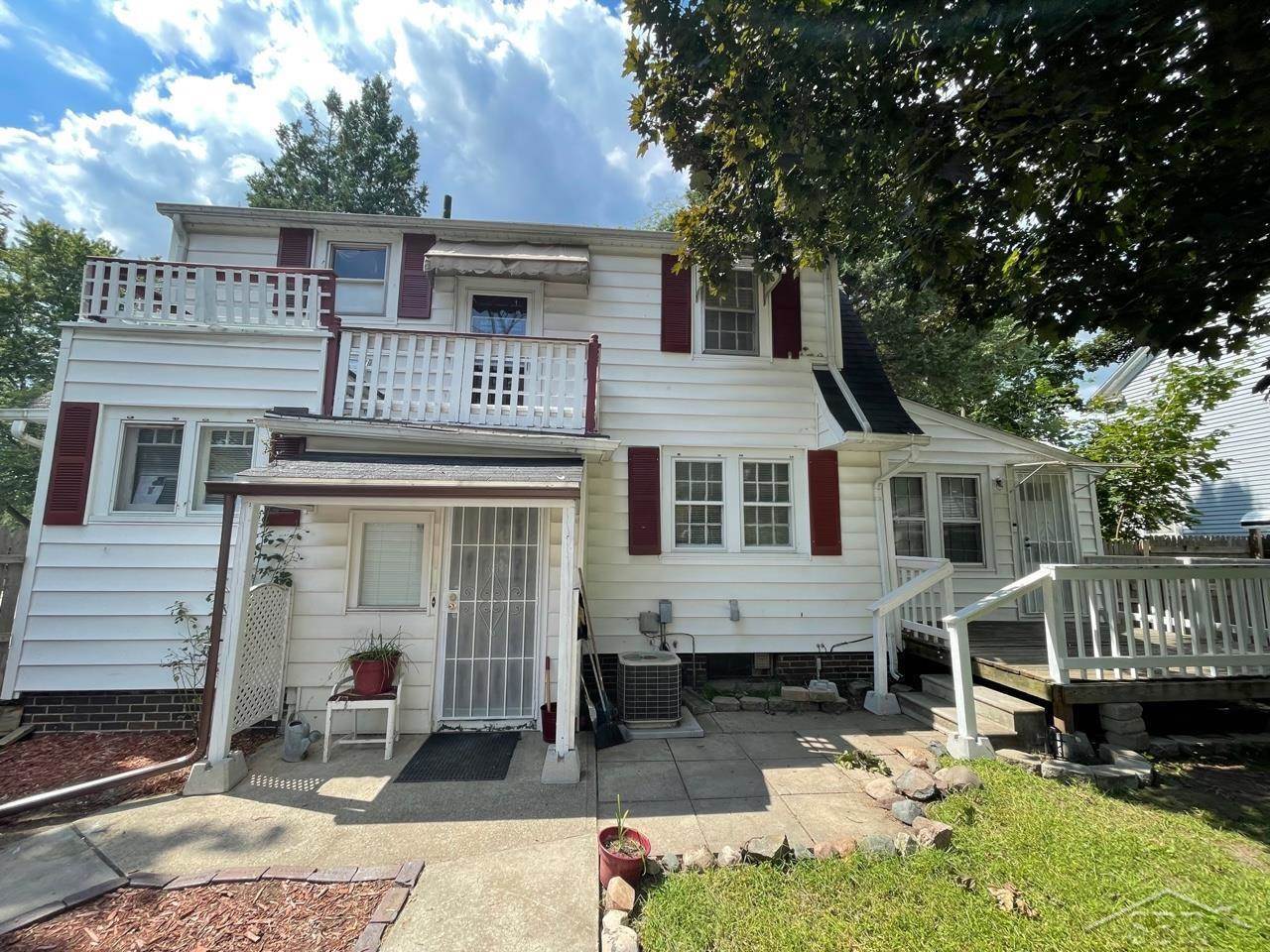 222 Garden Lane, Saginaw, MI 48602