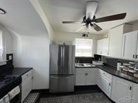 222 Garden Lane, Saginaw, MI 48602